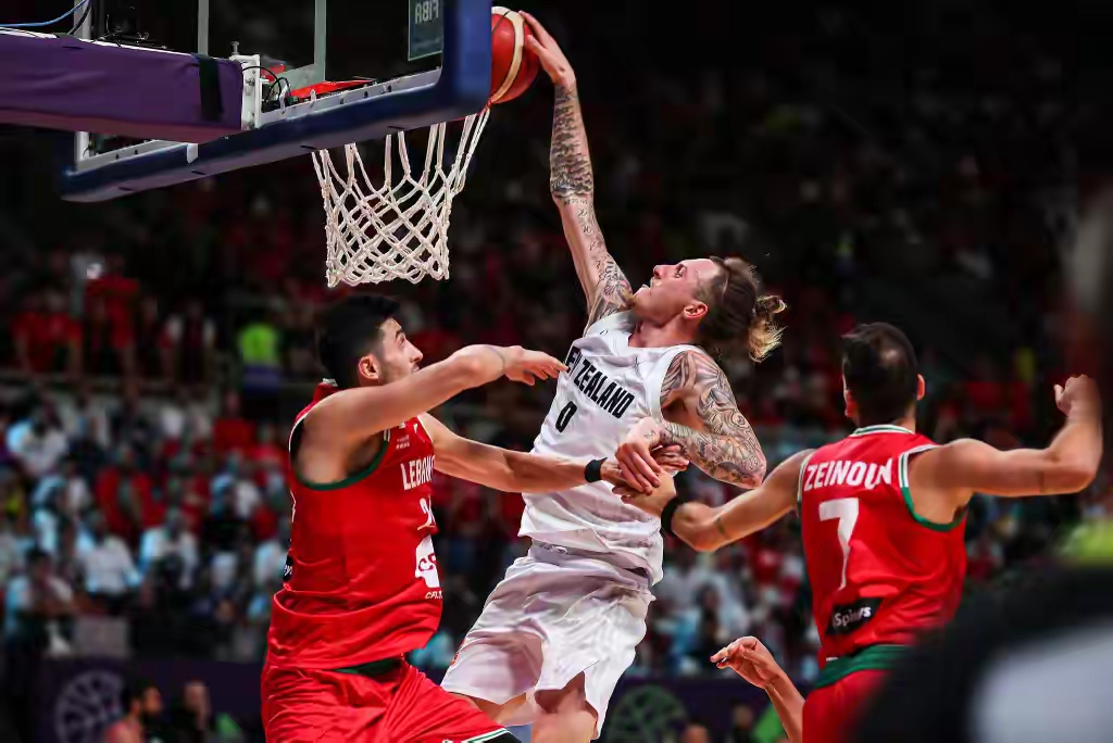 开云在线登陆入口-亚特兰大篮板制胜备战中超斯图加特绝杀压哨备战欧冠之后，风云突变波尔图今夜主帅复盘