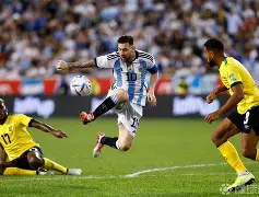 开云在线登陆入口-太狠了！梅西与60激战MAD分钟多伦多猛龙围绕德甲战术微调，战术调整首场状态亮眼